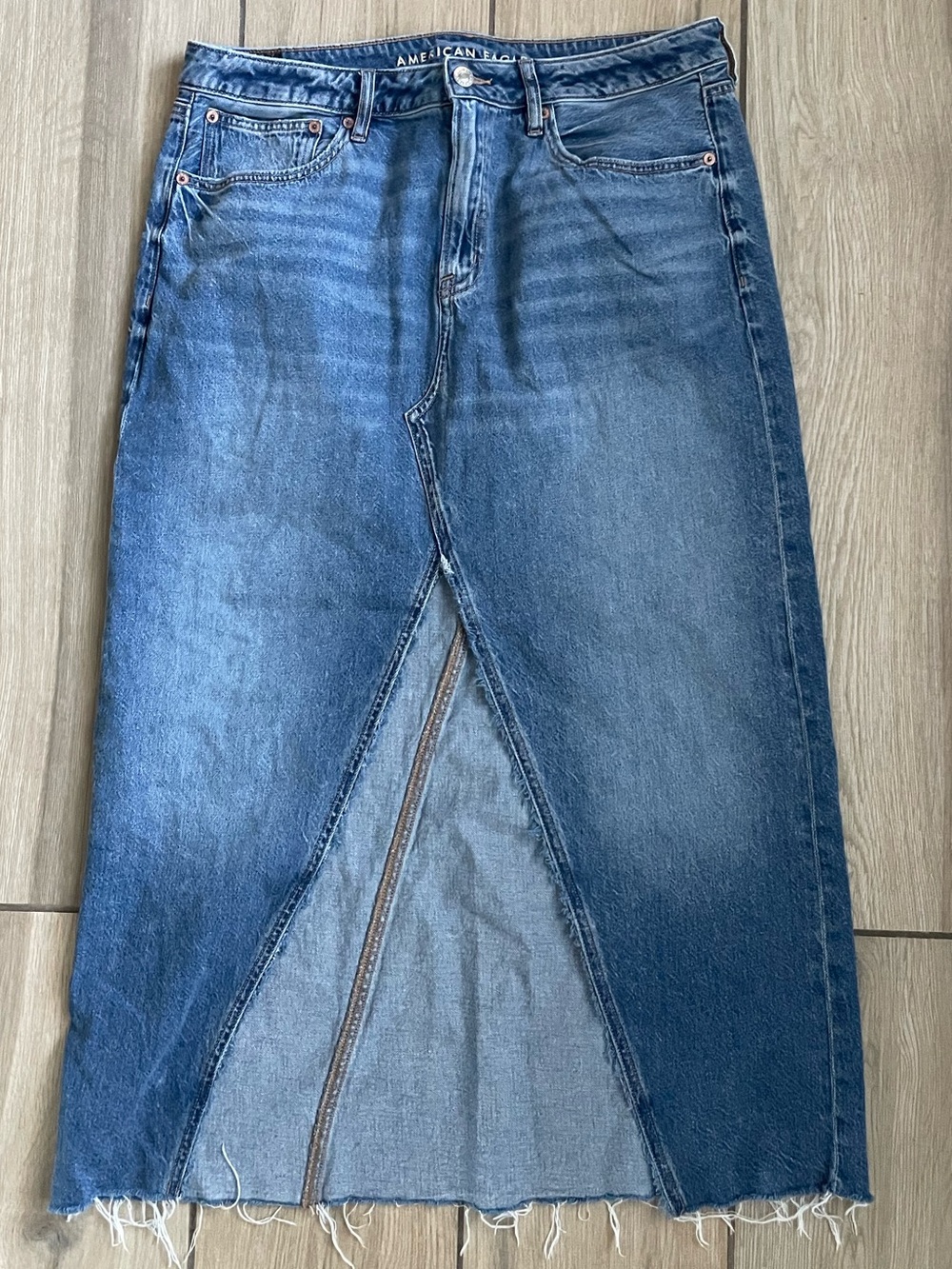 American Eagle Size 12 Denim Maxi Skirt Front Slit Raw Hem Medium Wash